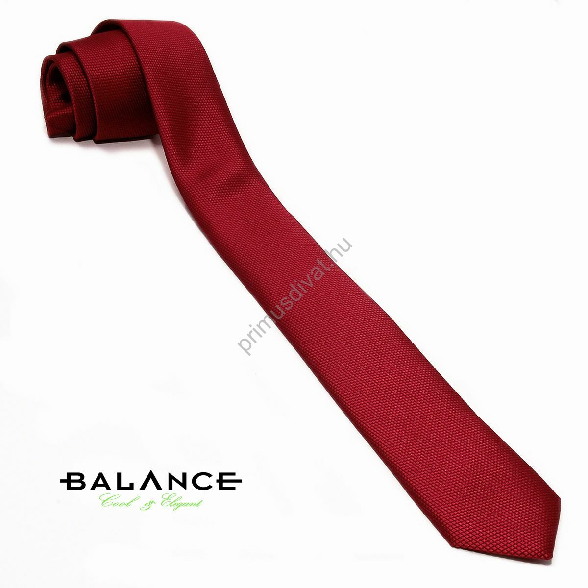 Balance anyagában szövött apró kockamintás keskeny bordó selyem nyakkendő