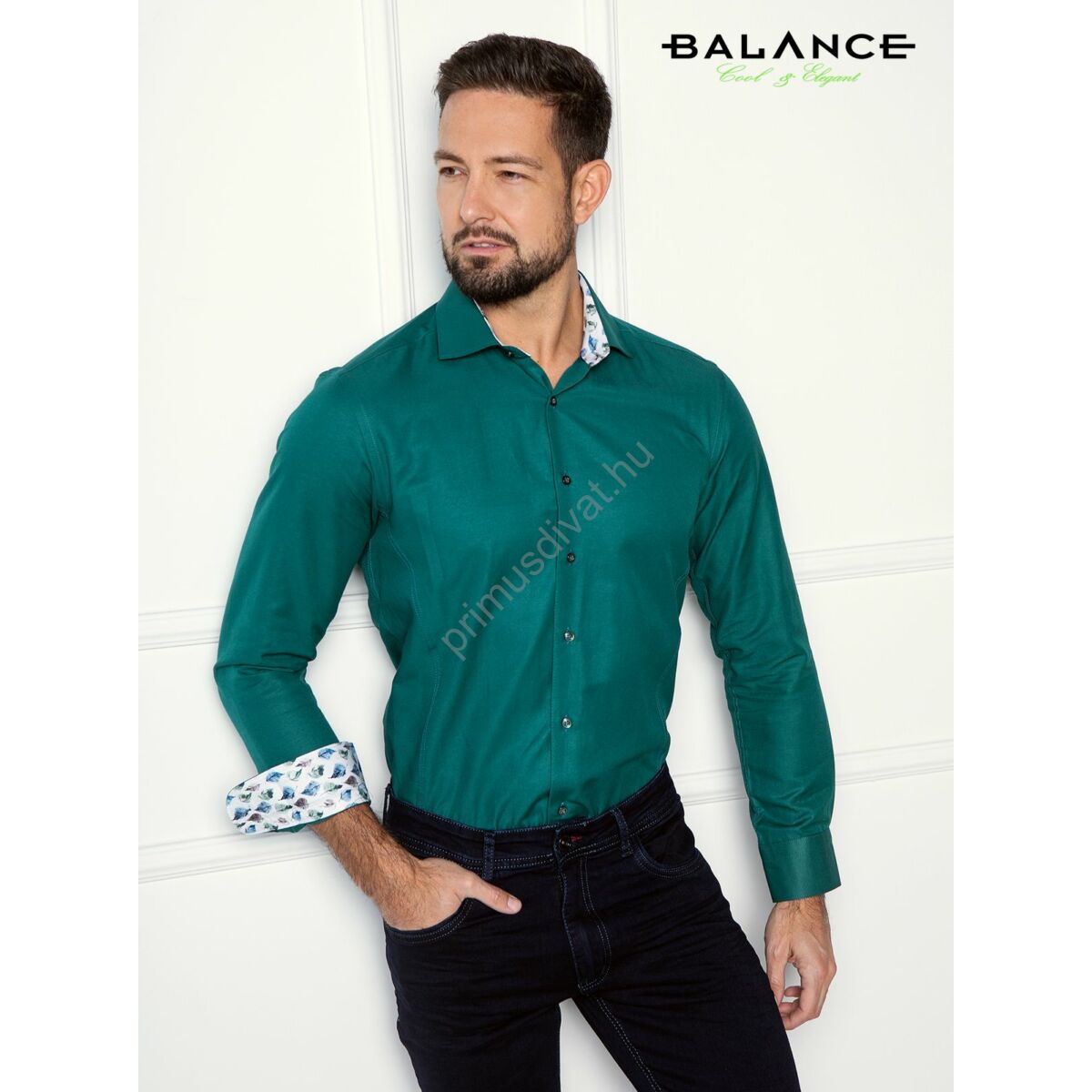 Balance zöld hosszú ujjú slim-fit pamutvászon Level ing, gallérja és mandzsettája belső felén színes levélmintás betétekkel