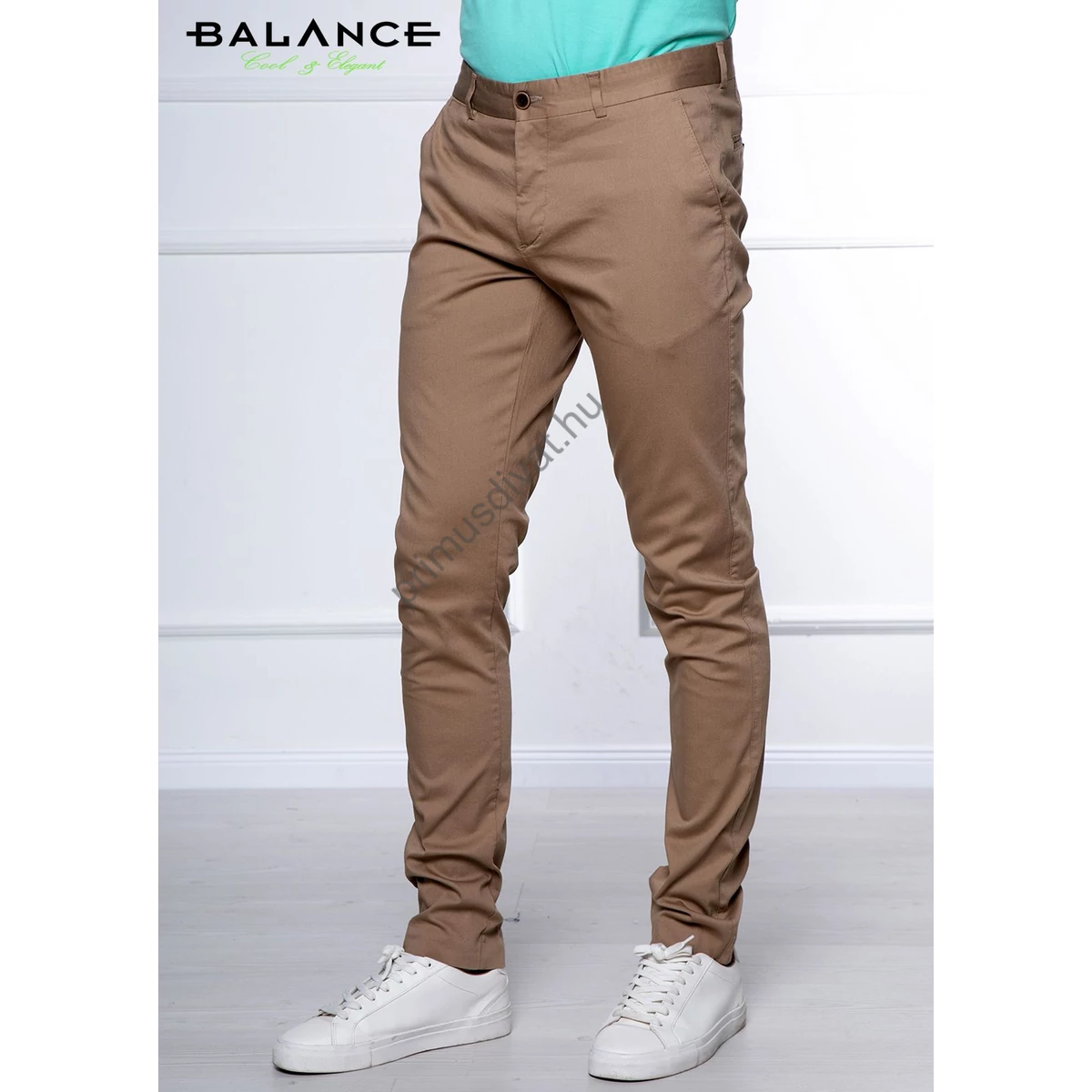 Balance camel színű svédzsebes Basir rugalmas vászon chino nadrág