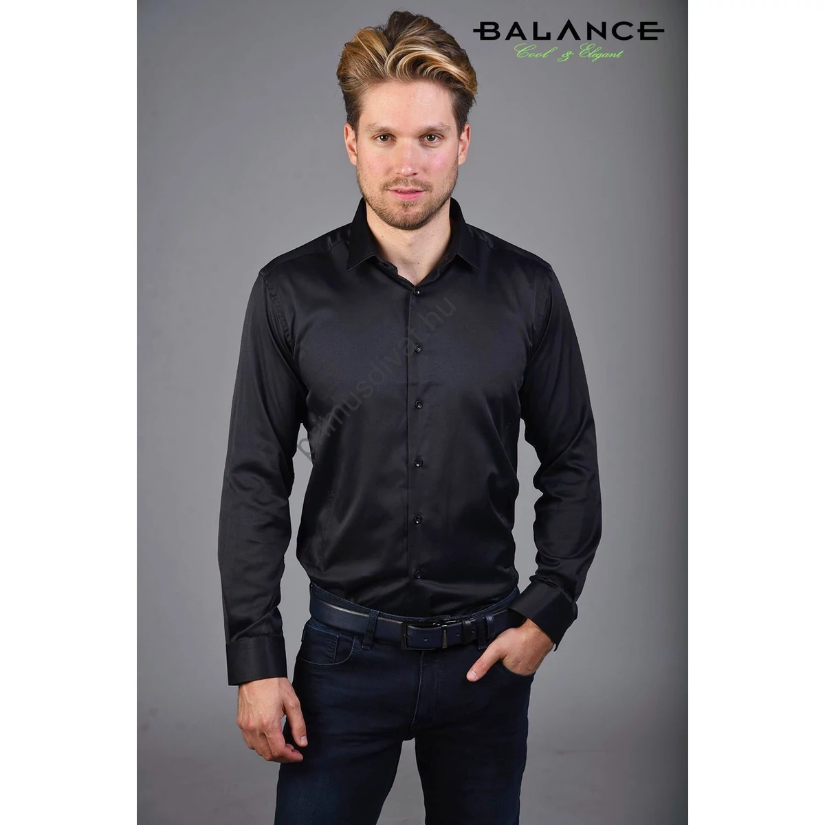 Balance normál galléros fekete, karcsúsított-nyújtott fazonú long-slim-fit rugalmas pamutszatén hosszú ujjú alkalmi ing