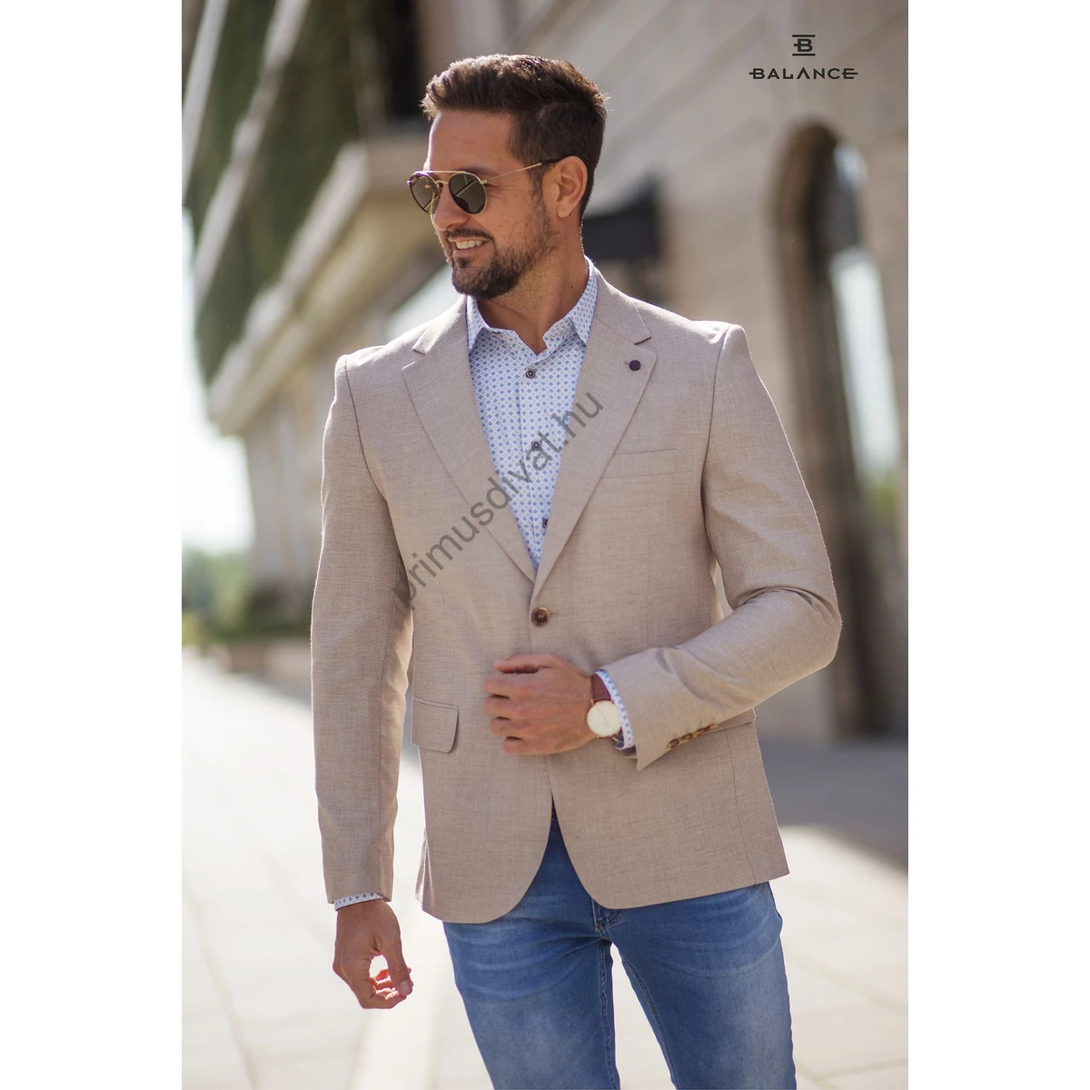 Balance béleletlen, pamut-len anyagú, két gombos, két slicces karcsúsított bézs Queb nyári zakó