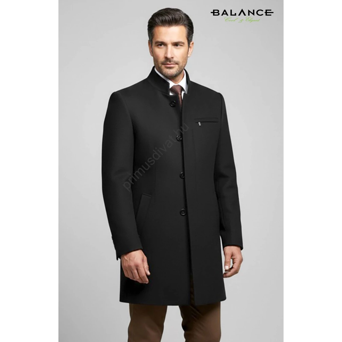 Balance állónyakú, enyhén karcsúsított, rejtett gombolású, modern fazonú elegáns Sand szövetkabát