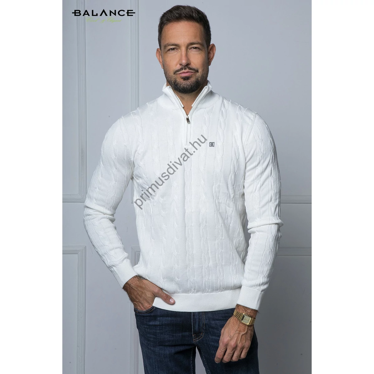 Balance cipzáras nyakú, állógalléros, fonott mintás kötött törtfehér Fonner pulóver, ujjain és derekán szűkebb passzé résszel Balance cipzáras nyakú, állógalléros, fonott mintás kötött törtfehér Fonner pulóver, ujjain és derekán szűkebb passzé résszel