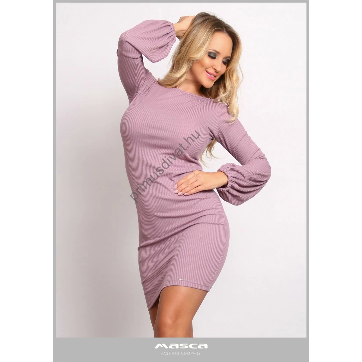 Masca Fashion csónaknyakú, buggyos hosszú ujjú orgonalila rugalmas, bordás kötött ruha