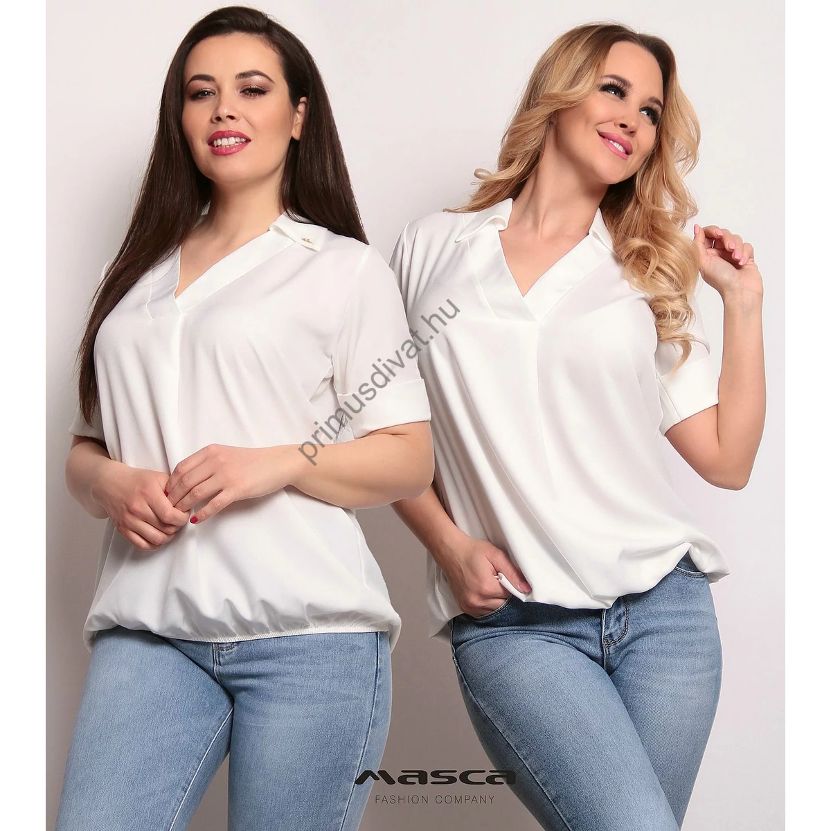Masca Fashion galléros V-nyakú, lezser rövid ujjú tört-fehér felső, csípőjén gumis behúzással, könnyen kezelhető, szövött, selymes tapintású anyagból.