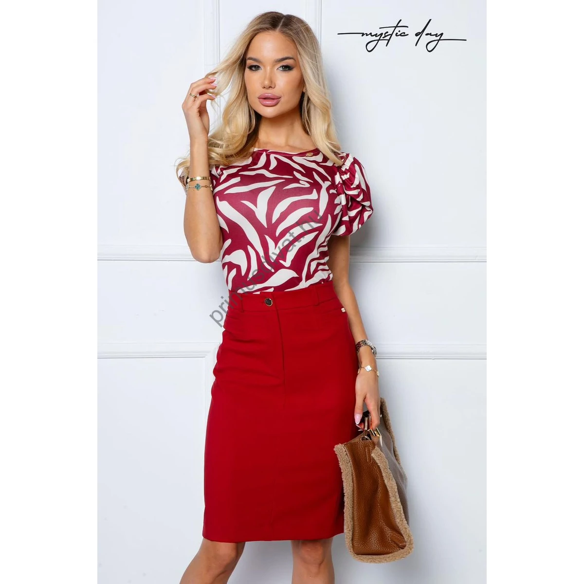 Mystic Day farmer szabású, térdig érő bordó színű Zelma szoknya, rugalmas szövött anyagból