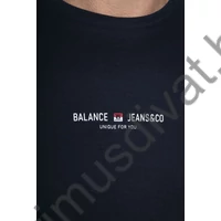 Balance környakas sötétkék hosszú ujjú Tom póló, prémium pamut anyagból, mellén nyomott márkafelirattal