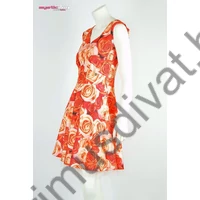 Mystic Day tüllel összefogott hasított dekoltázsú, korallos-narancs rózsamintás ujjatlan loknis alkalmi ruha, tüll szegélyes szatén alsószoknyával