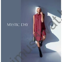 Mystic Day élénkpiros-fekete kockás A-vonalú Vivi ruha, oldalvarrásában zsebekkel, hátán rejtett cipzárral (öv nélkül)