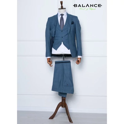 Balance három részes, karcsúsított fazonú, két slicces, finom négyzetrács mintás (kockás) rugalmas szövet anyagú középkék Lexer öltöny Balance három részes, karcsúsított fazonú, két slicces, finom négyzetrács mintás (kockás) rugalmas szövet anyagú középkék Lexer öltöny