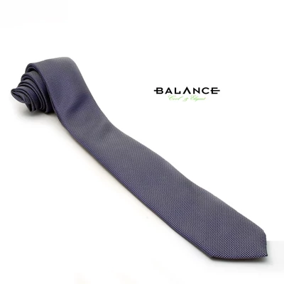 Balance apró ezüst pöttyös, anyagában szövött mintás színjátszó kék keskeny selyem nyakkendő