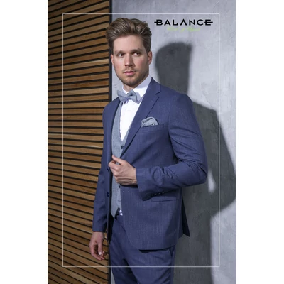 Balance öt részes, karcsúsított fazonú, két slicces két gombos, strukturált, mintázott felületű középkék Guarr öltöny