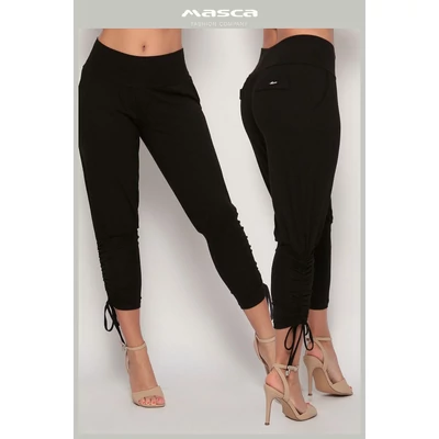 Masca Fashion magas derekú, zsebes fekete viszkóz nadrág, széles passzékkal, szárán behúzott kötővel ráncolva Masca Fashion magas derekú, zsebes fekete viszkóz nadrág, széles passzékkal, szárán behúzott kötővel ráncolva