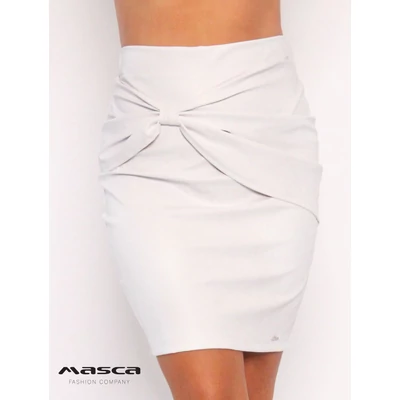 Masca Fashion törtfehér színű, magas derekú textilbőr mini ceruzaszoknya, elején masnit formázó rátét díszítéssel