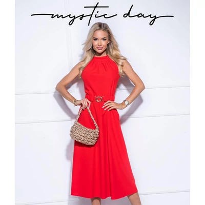 Mystic Day derékban szabott A-vonalú, ujjatlan piros Emili midi ruha, oldalvarrásba rejtett zsebekkel, anyagából készült arany színű csatos gumis övvel